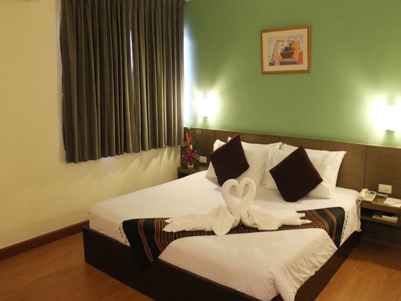 Seasons Siam Hotel Банкок Екстериор снимка